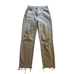 Madewell women The Mom Distressed Light Jean Size 26